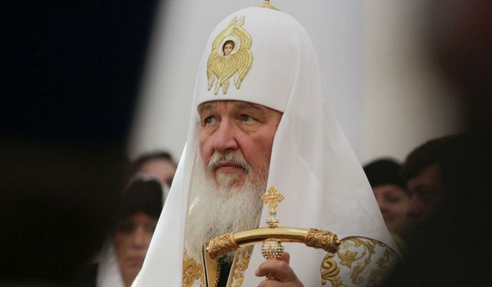 Священников России направляют в социальные сети